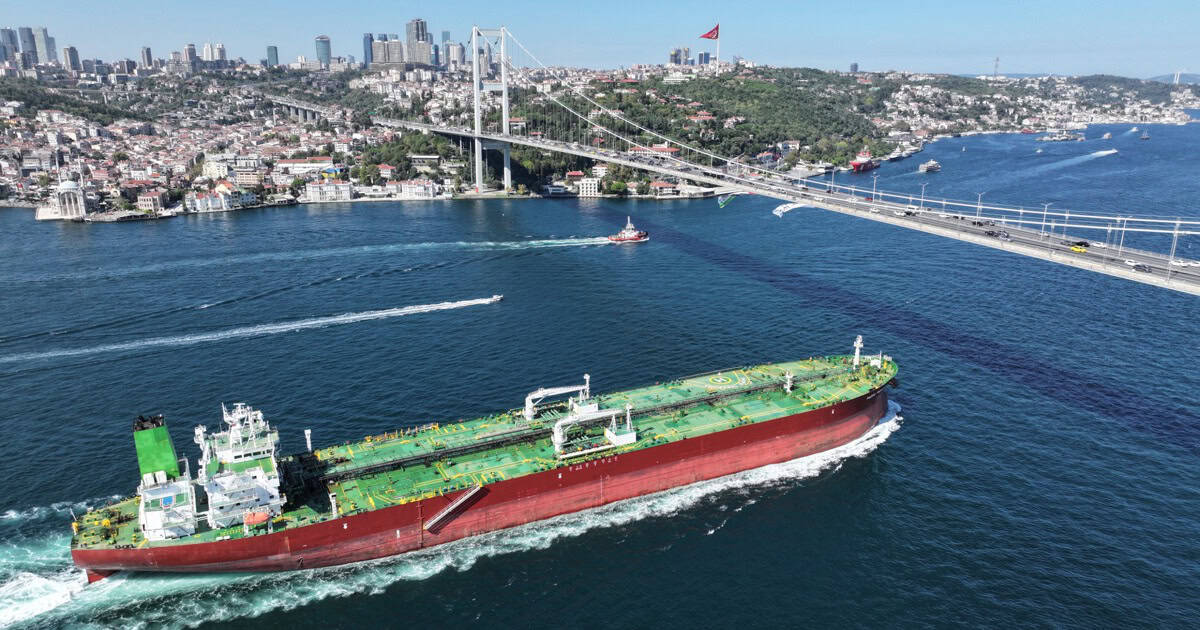 TÜRK BOĞAZLARI 2025’TE 84 BİN 640 GEMİLİK TRAFİĞİ YÖNETTİ